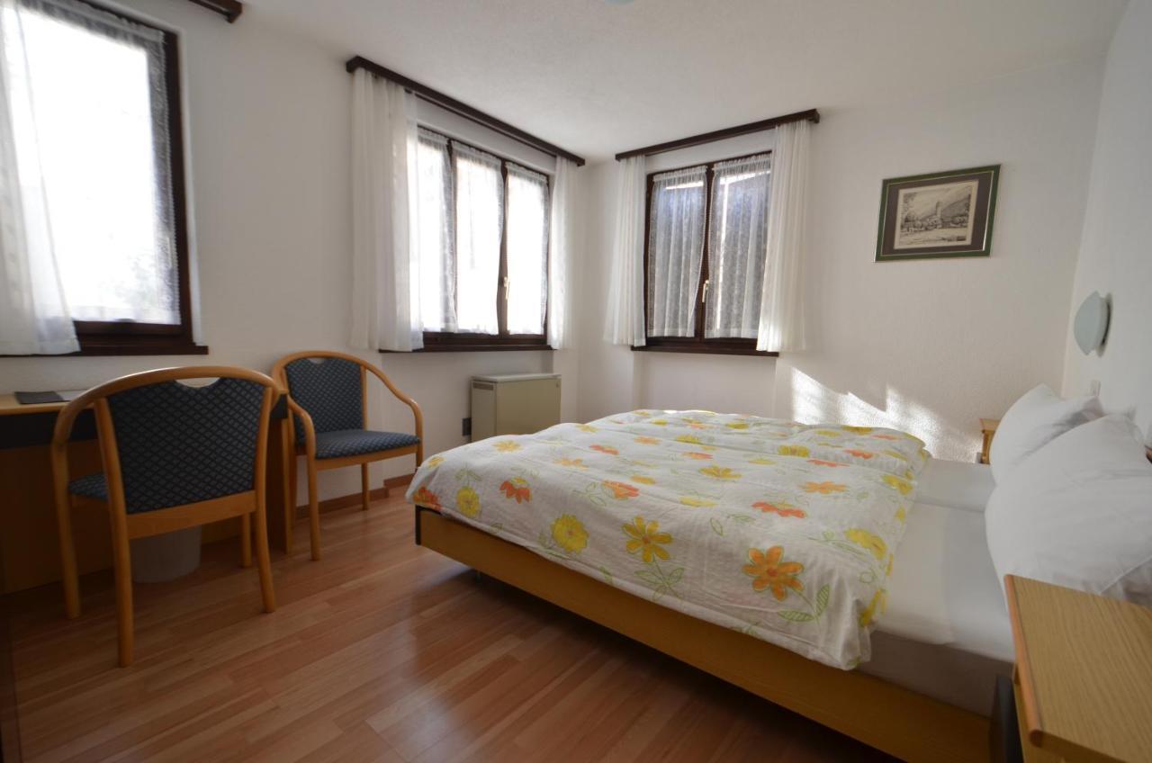 Hotel Pensione Serena Purasca ภายนอก รูปภาพ