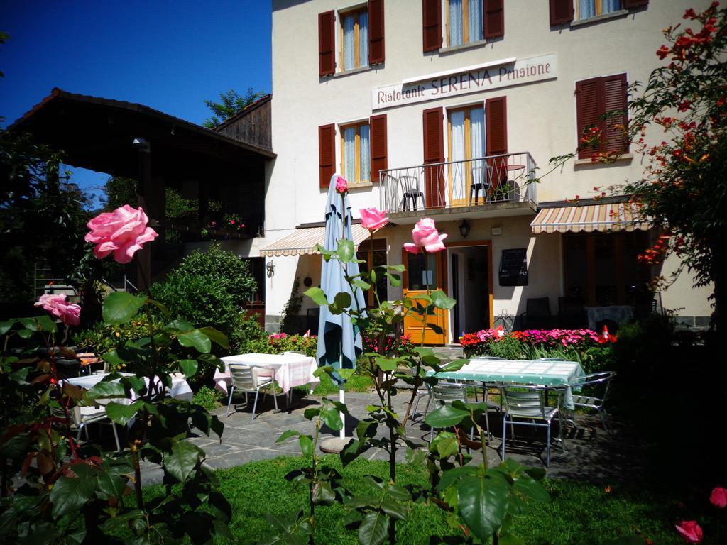 Hotel Pensione Serena Purasca ภายนอก รูปภาพ