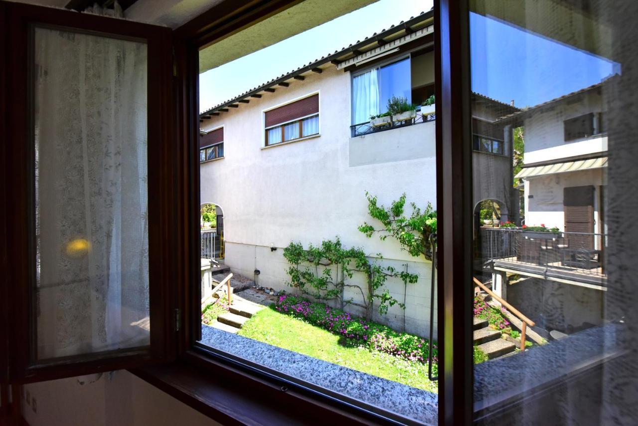 Hotel Pensione Serena Purasca ภายนอก รูปภาพ
