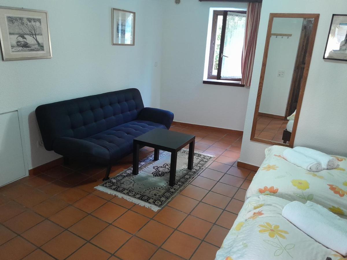 Hotel Pensione Serena Purasca ภายนอก รูปภาพ