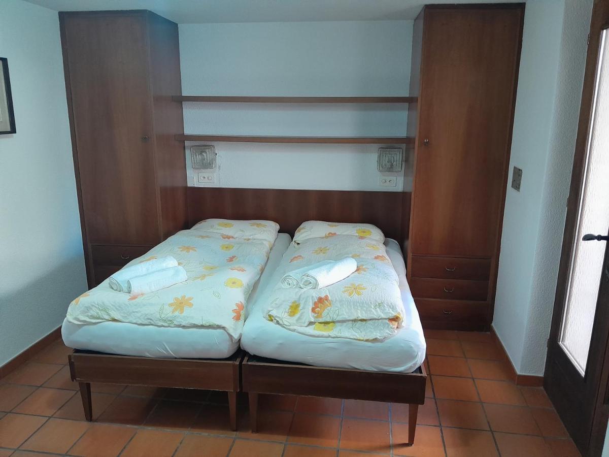 Hotel Pensione Serena Purasca ภายนอก รูปภาพ