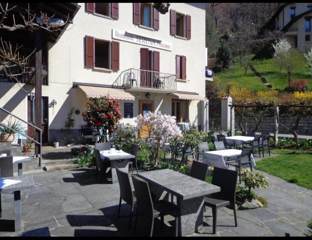 Hotel Pensione Serena Purasca ภายนอก รูปภาพ